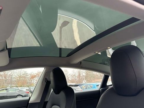 Used 2018 Tesla Model 3 Performance image 13