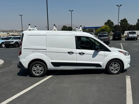 Used 2019 Ford Transit Connect XLT FWD image 7
