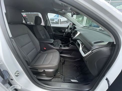 Certified 2024 GMC Terrain SLE w/ Driver Convenience Package FWD image 26