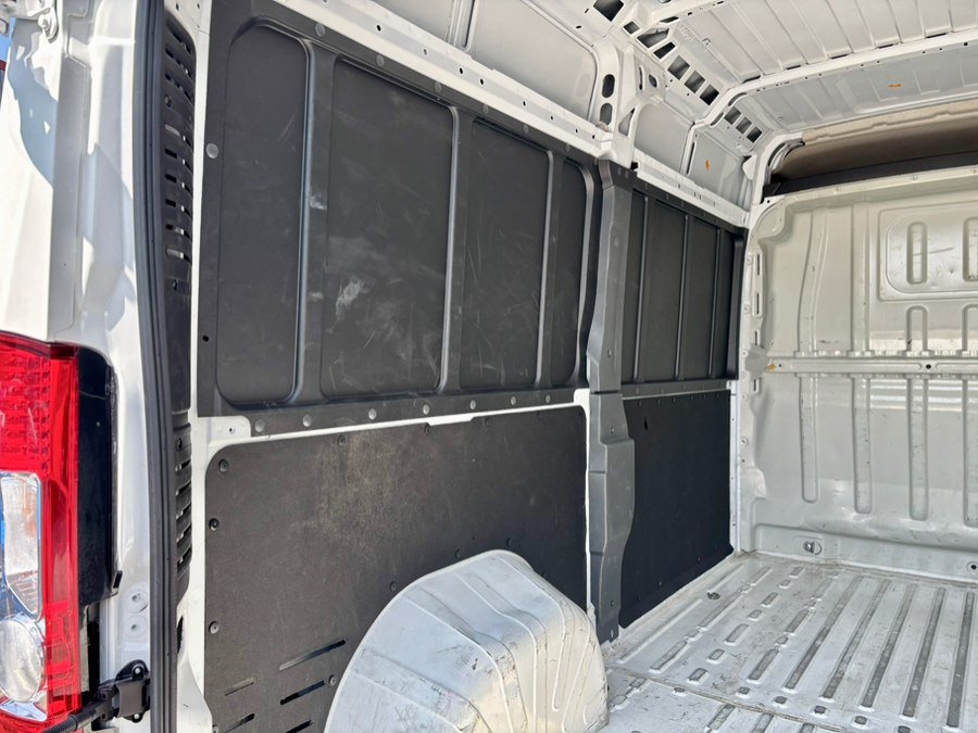 Used 2025 RAM ProMaster 2500 w/ Convenience Group FWD image 26
