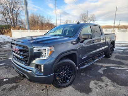 Used 2021 GMC Sierra 1500 Elevation w/ Preferred Package