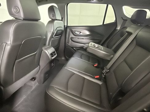 Used 2024 GMC Terrain SLT w/ Elevation Edition FWD image 29