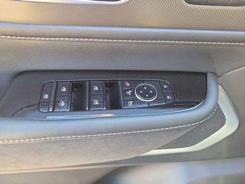 New 2026 INFINITI QX80 Luxe image 17