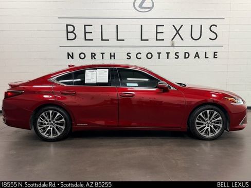 Used 2019 Lexus ES 300h w/ Premium Package FWD image 3