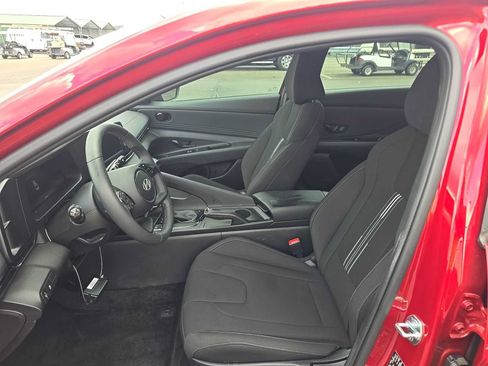 Used 2026 Hyundai Elantra Sport FWD image 8
