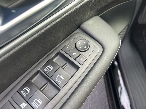 New 2026 Chrysler Pacifica Limited w/ S Appearance Package image 24