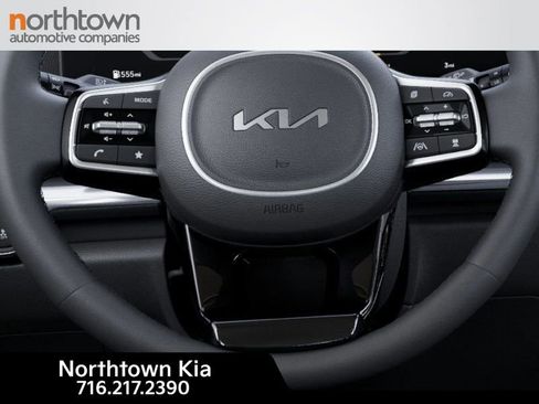 New 2026 Kia Carnival SX w/ SX Dark Edition Package FWD image 23