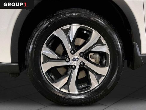 Certified 2022 Subaru Outback Limited AWD/4WD image 11