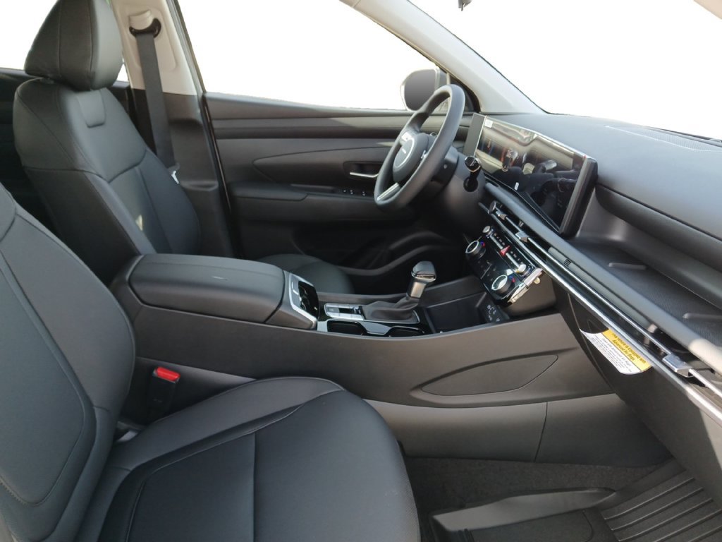 New 2026 Hyundai Tucson SEL Plus FWD image 16