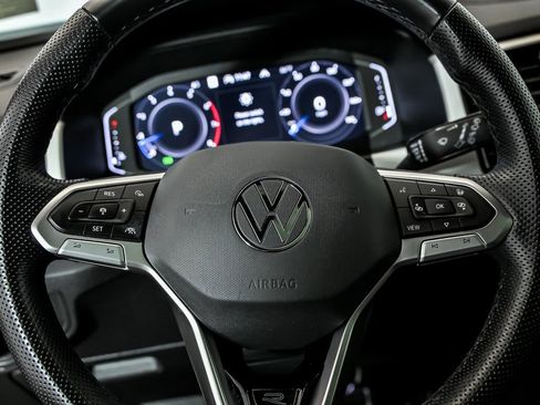 Used 2023 Volkswagen Atlas Cross Sport SEL R-Line image 19