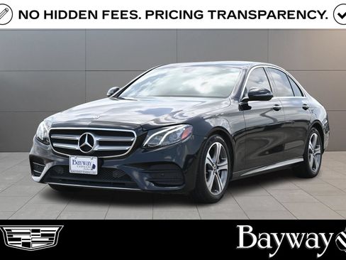 Used 2017 Mercedes-Benz E 300 image 1