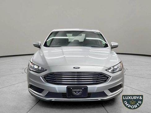 Used 2018 Ford Fusion S image 2