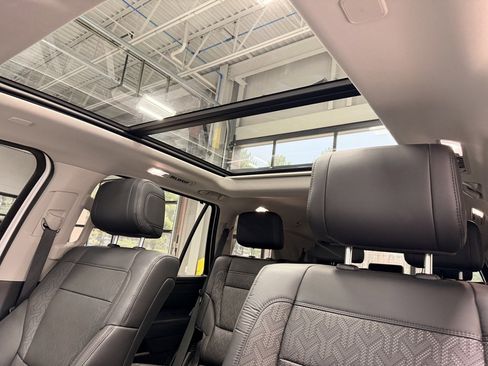 Used 2024 Toyota Sequoia Limited image 26