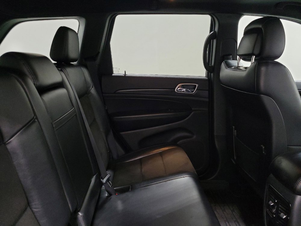 Used 2019 Jeep Grand Cherokee Altitude AWD/4WD image 19