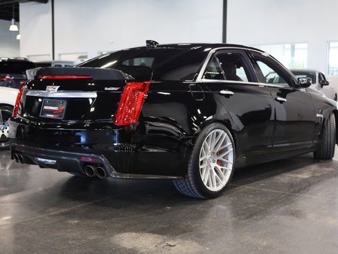 Used 2016 Cadillac CTS V w/ Carbon Fiber Package RWD image 6