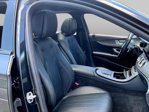 Used 2021 Mercedes-Benz E 450 4MATIC Sedan image 9