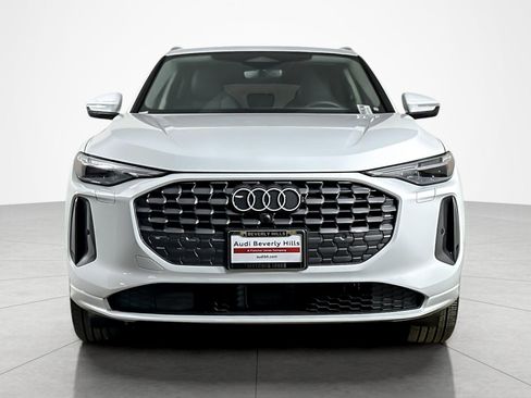 Used 2025 Audi Q5 Premium Plus w/ Premium Plus AWD/4WD image 8