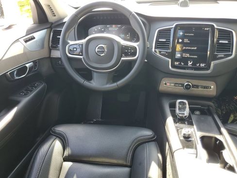 Certified 2022 Volvo XC90 T8 Inscription w/ Advanced Package AWD/4WD image 17