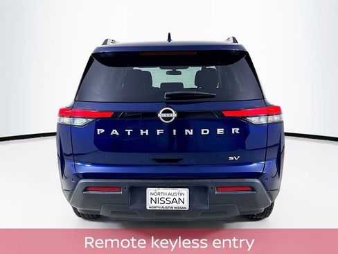 Used 2024 Nissan Pathfinder SV FWD image 7