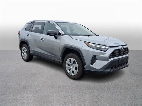 Used 2025 Toyota RAV4 LE image 3