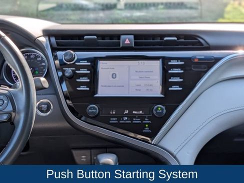 Used 2018 Toyota Camry SE w/ Moonroof Package FWD image 15