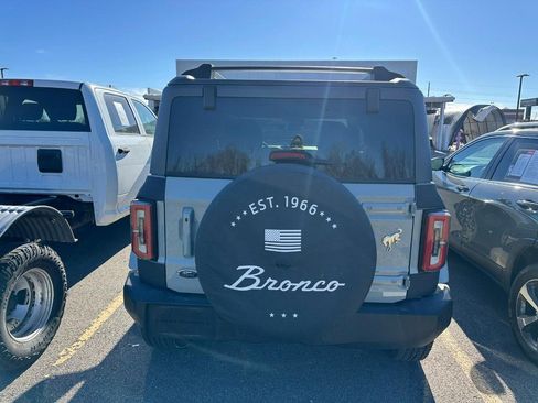 Used 2022 Ford Bronco Outer Banks image 9