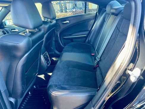 Used 2019 Dodge Charger Scat Pack w/ Plus Group image 9