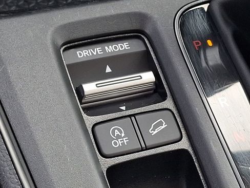 Used 2023 Honda CR-V LX image 25