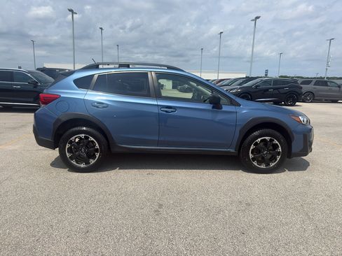 Used 2021 Subaru Crosstrek 2.0i AWD/4WD image 5