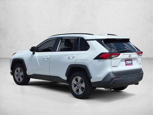 Used 2023 Toyota RAV4 XLE w/ Convenience Package FWD image 7