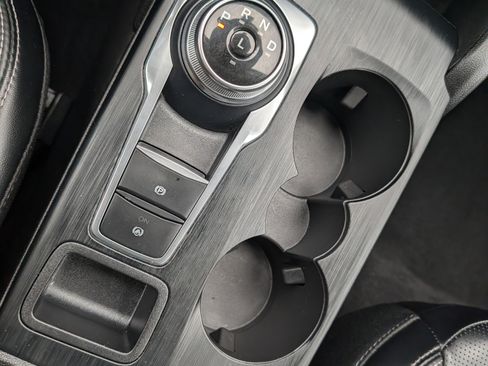 Used 2024 Ford Escape Platinum image 33