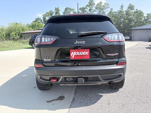 Used 2020 Jeep Cherokee Trailhawk w/ Cold Weather Group AWD/4WD image 5