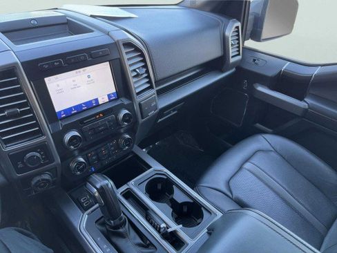 Used 2019 Ford F150 Platinum w/ Equipment Group 701A Luxury image 38