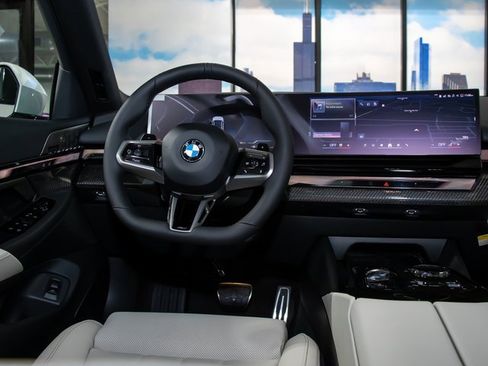 New 2026 BMW 540i xDrive w/ Executive Package image 16