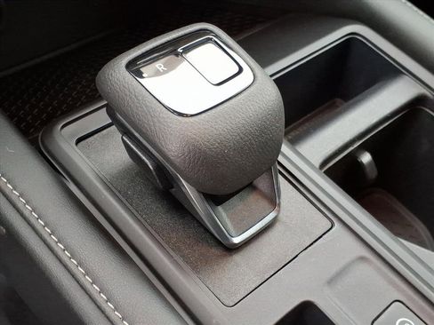 Certified 2024 Nissan Pathfinder S image 15