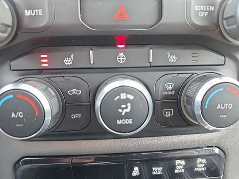 Used 2019 RAM 1500 Big Horn image 23