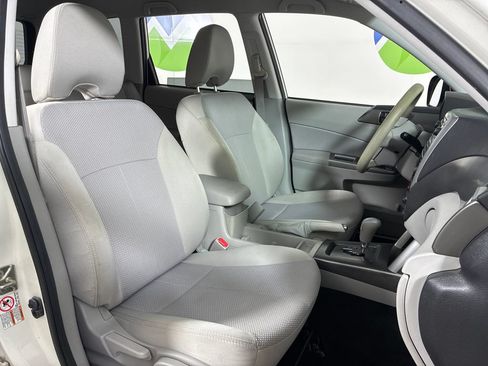 Used 2013 Subaru Forester 2.5X AWD/4WD image 31