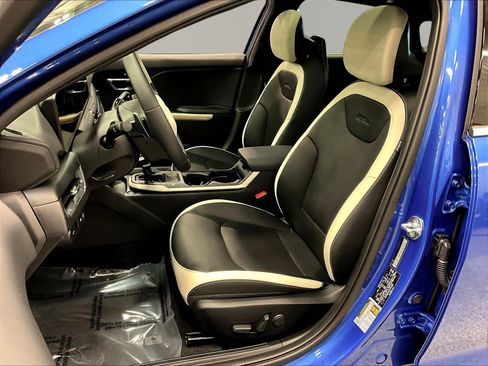 Certified 2025 Kia K4 GT-Line Turbo FWD image 21