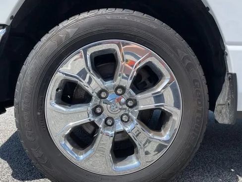 Used 2020 RAM 1500 Big Horn AWD/4WD image 17
