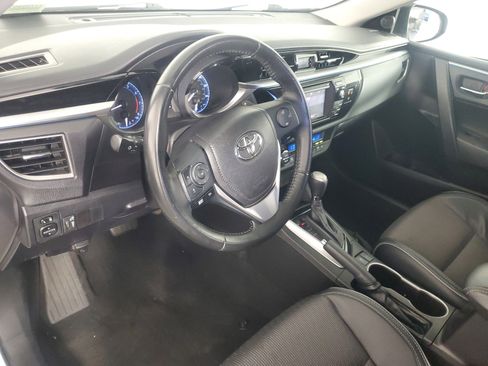 Used 2015 Toyota Corolla LE image 11