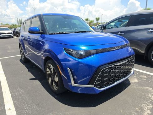 Certified 2023 Kia Soul GT-Line FWD image 2