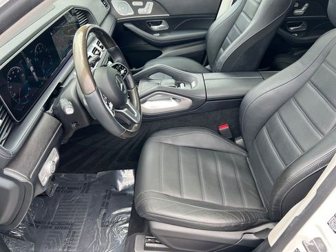 Used 2020 Mercedes-Benz GLS 580 4MATIC image 9