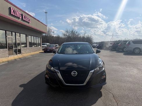 Used 2022 Nissan Altima 2.5 S FWD image 3