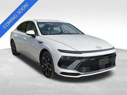 Used 2024 Hyundai Sonata SEL FWD image 1