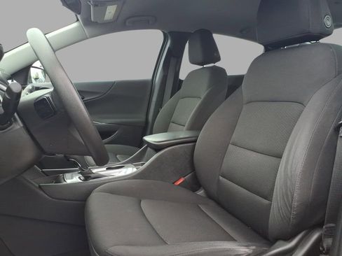 Used 2020 Chevrolet Malibu LS FWD image 9