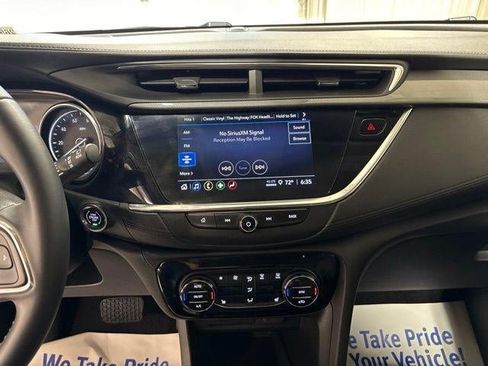 Used 2023 Buick Encore GX Select FWD image 19