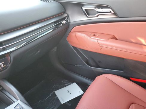 New 2026 Kia Sportage SX Prestige image 15
