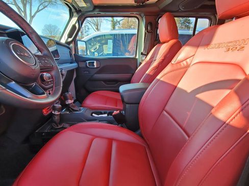 Used 2024 Jeep Wrangler Rubicon 392 image 3
