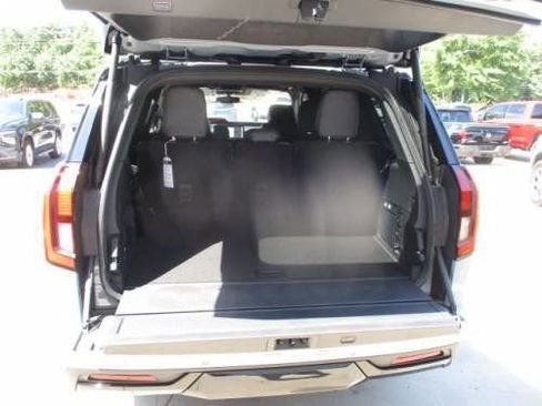 New 2025 Ford Expedition Tremor image 4