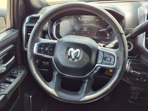 Used 2026 RAM 2500 Laramie AWD/4WD image 21